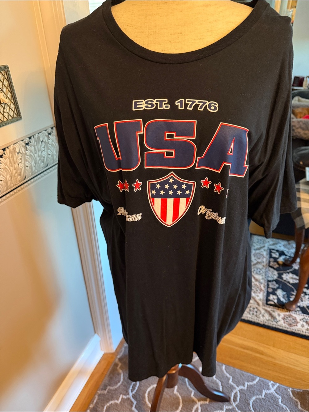 New 2xl USA Graphic unisex T-Shirt - Patriotic Shield Design